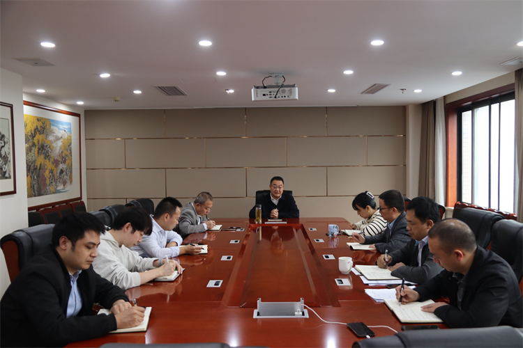 鄧華主持召開集團冷鏈、外貿進出口業務專題會